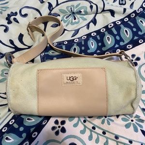 NWOT Ugg purse in blue/green colour with duster bag
